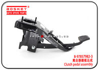 NKR94 Isuzu Body Parts 8-97857982-3 8978579823 Clutch Pedal Assembly